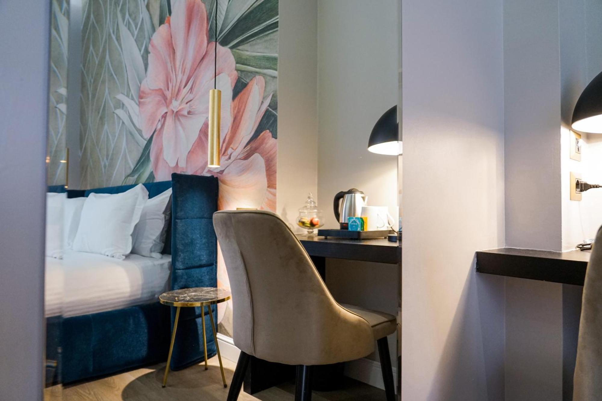 The Unique Hotel Milan Luaran gambar