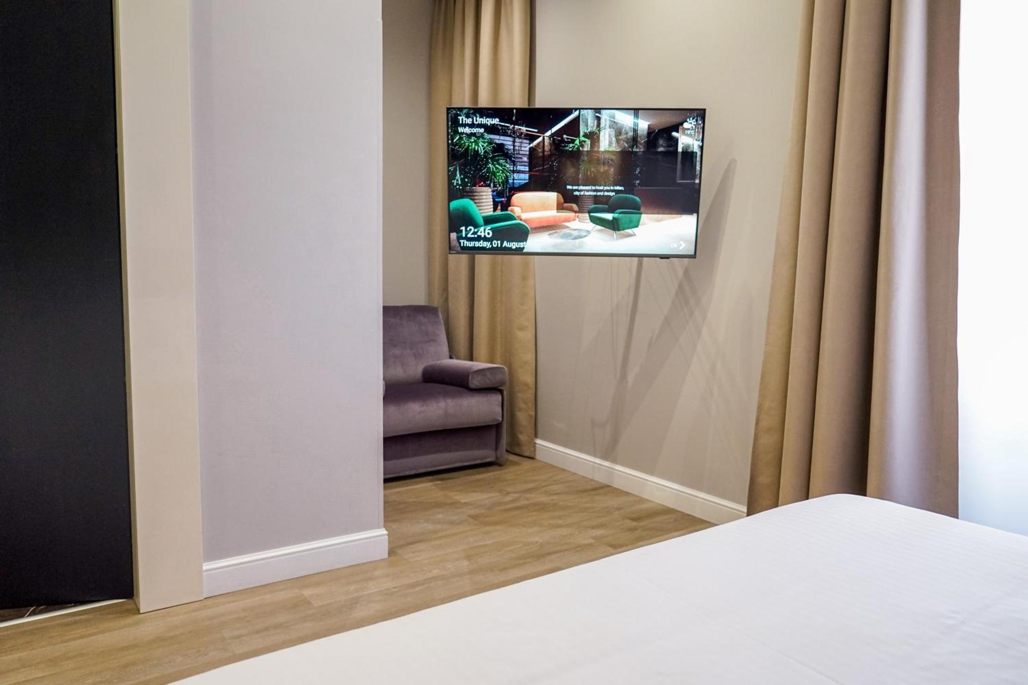 The Unique Hotel Milan Luaran gambar