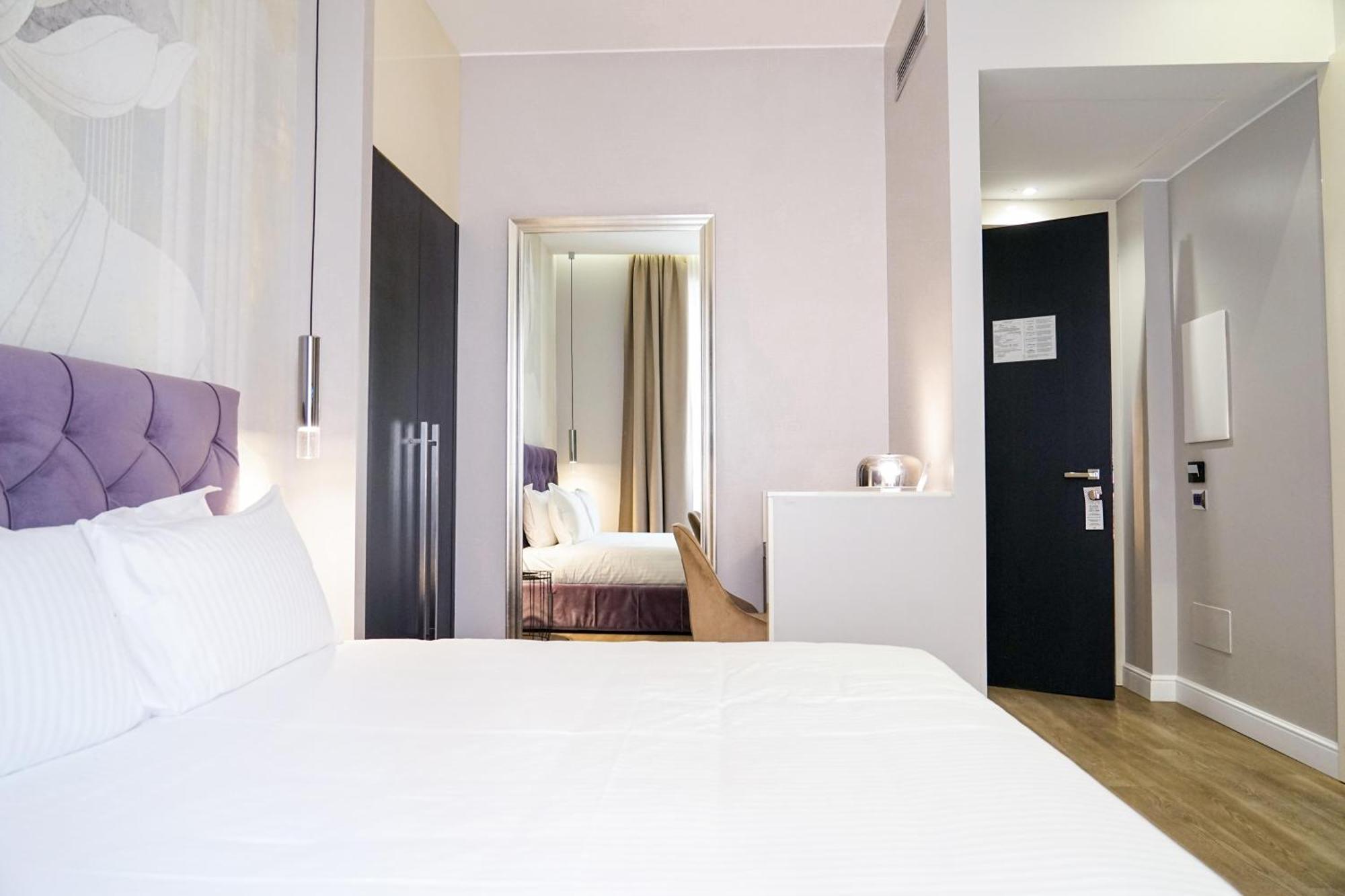The Unique Hotel Milan Luaran gambar